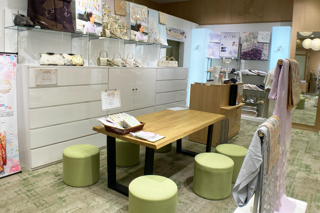 HANAGOROMO イオンモール須坂03