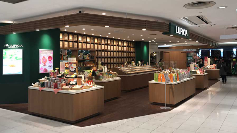 Lupicia ルピシア 津田沼店 マネキン 什器レンタル 空間デザイン Lupicia ルピシア 津田沼店 マネキン 什器レンタル 空間デザイン